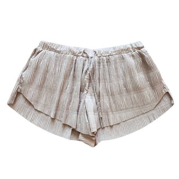 Women's Free People Cream Skorts with Elastic Waistband and Relaxed Fit Size M - Picture 1 of 6
